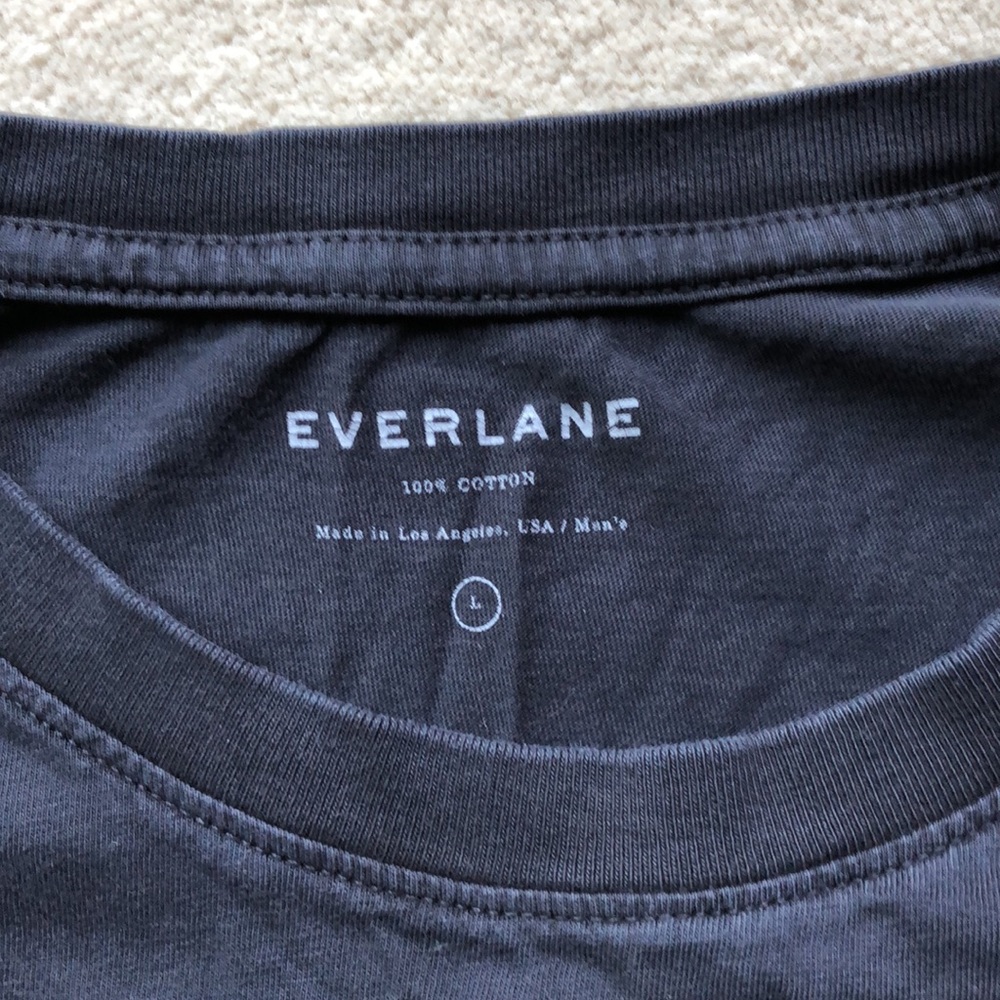 Everlane tee size L - Picture 3 of 3